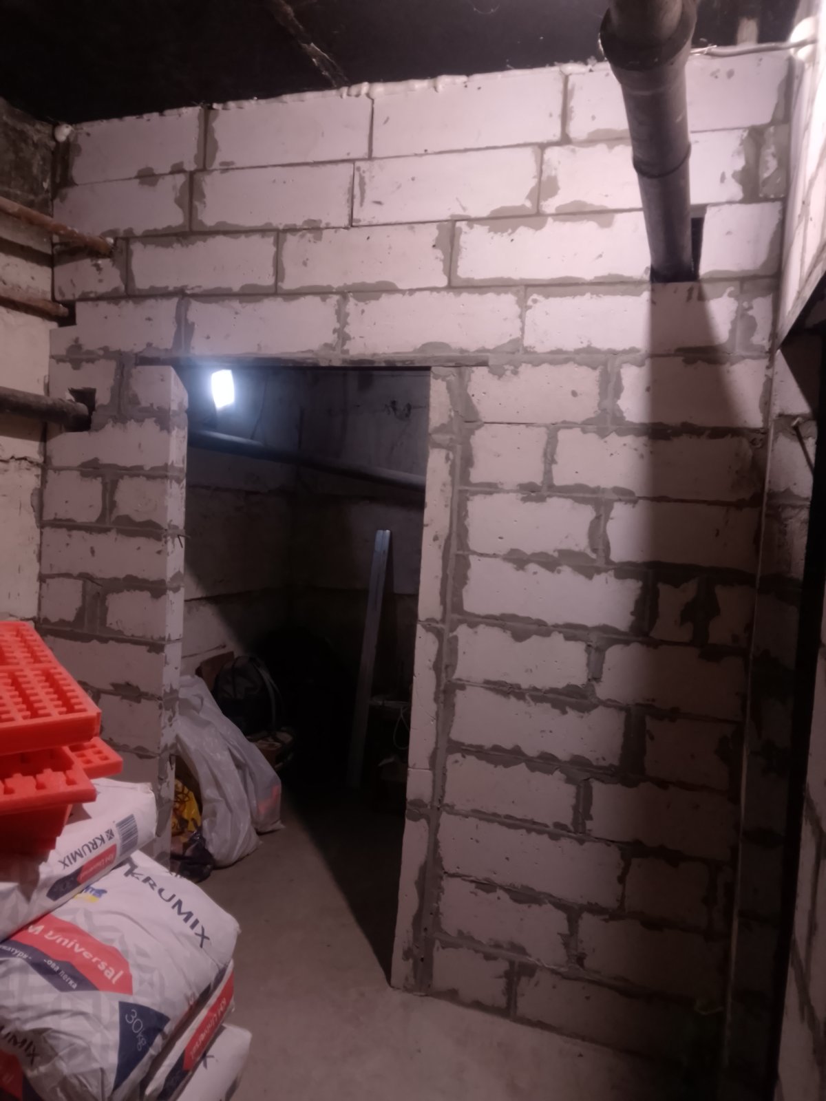 Підготовка входу до укриття